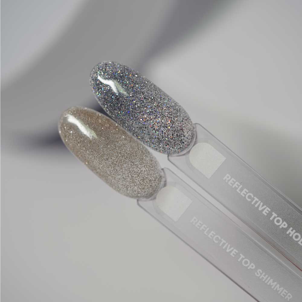 NAILSOFTHENIGHT Reflective top Holographic - Imagen 3
