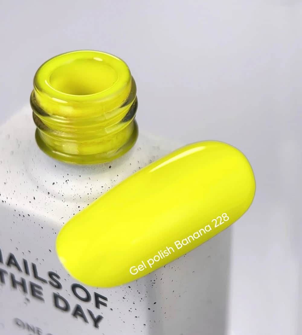 NAILSOFTHEDAY Gel polish Banana-228 - Imagen 2