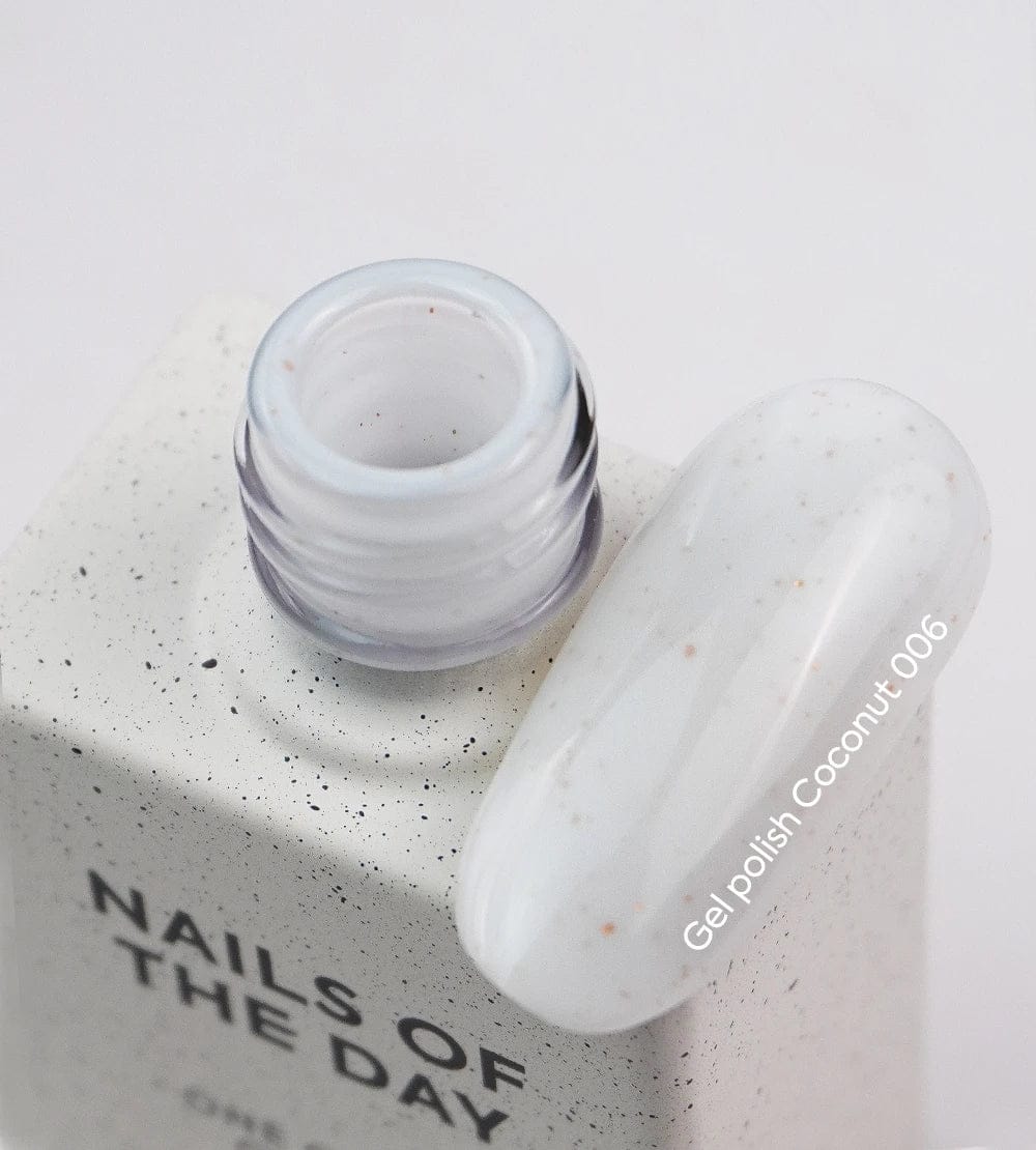 NAILSOFTHEDAY Gel polish Coconut - Imagen 2