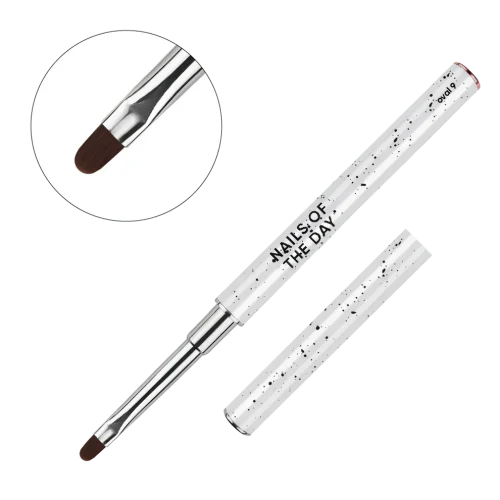 NAILSOFTHEDAY Professional Brush Oval 9